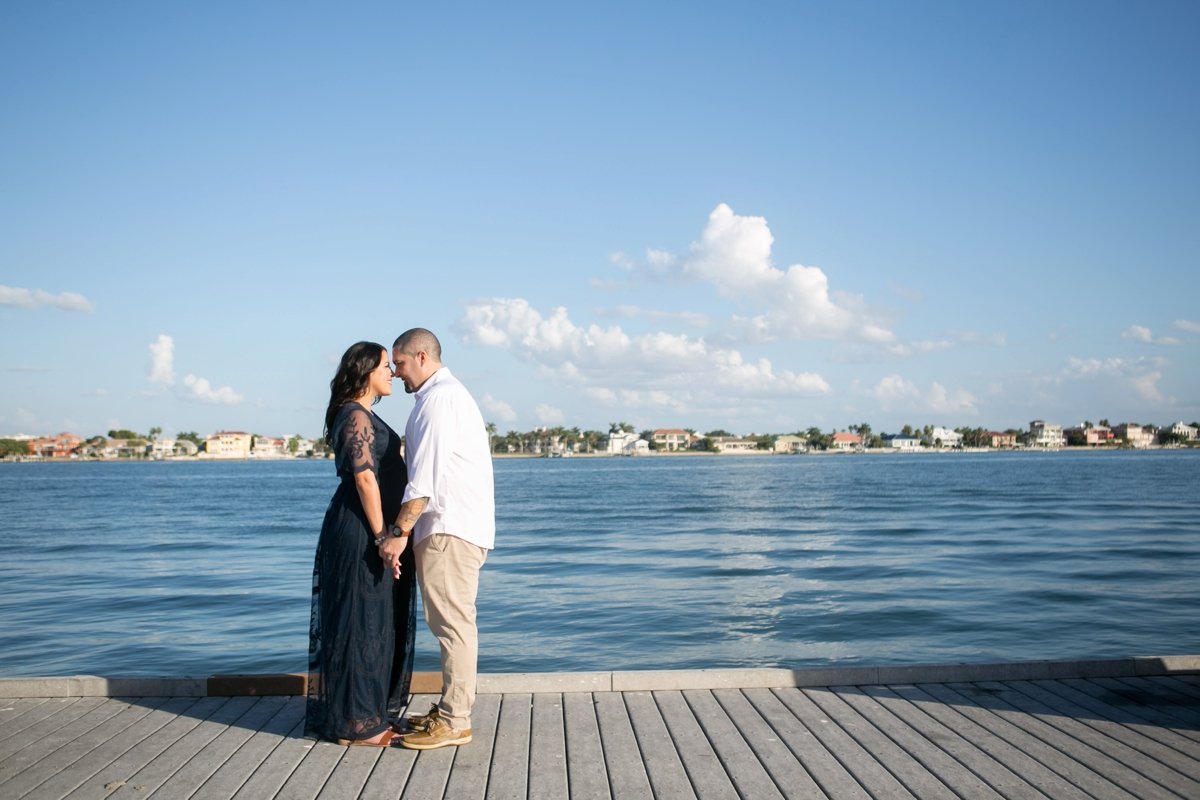 Florida-Pass-A-Grille-Beach-Maternity-Session-Patricia-Fernando_0007.jpg