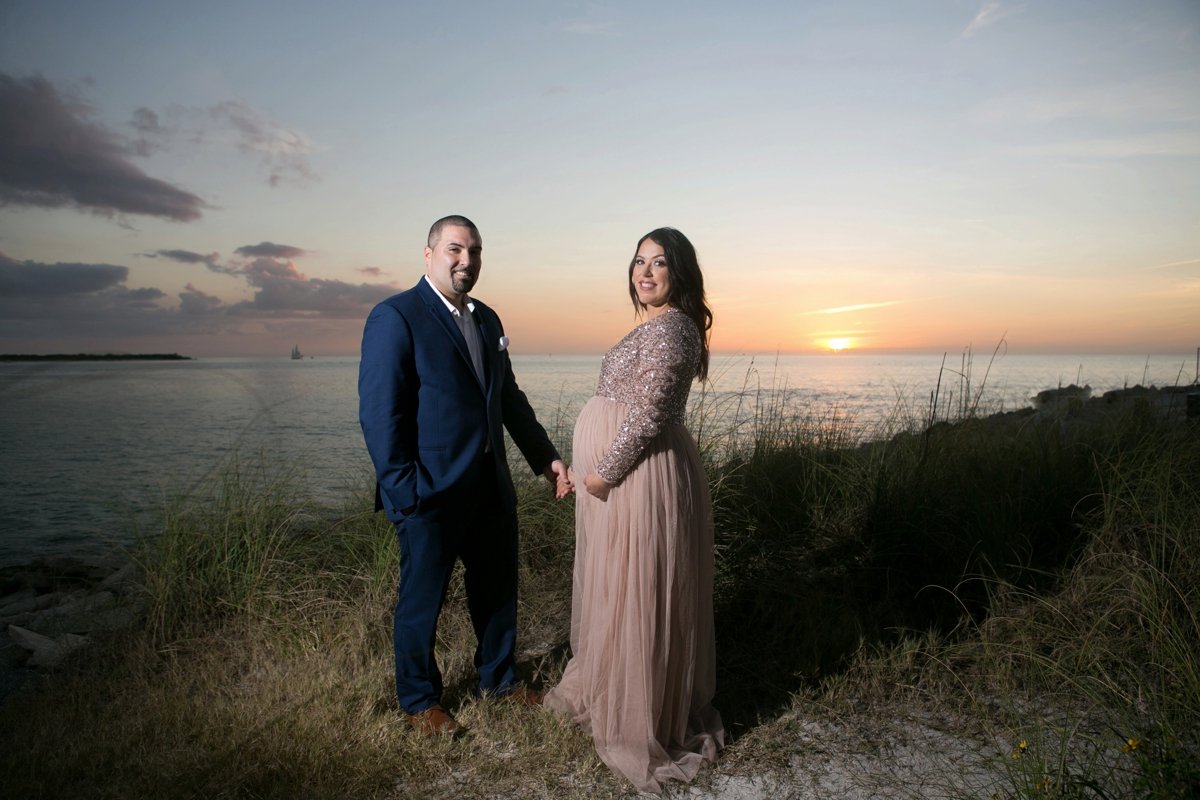 Florida-Pass-A-Grille-Beach-Maternity-Session-Patricia-Fernando_0021.jpg