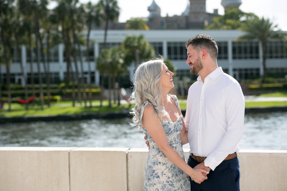 curtis-hixon-downtown-tampa-engagement-session-alex-and-dalan_0008.jpg