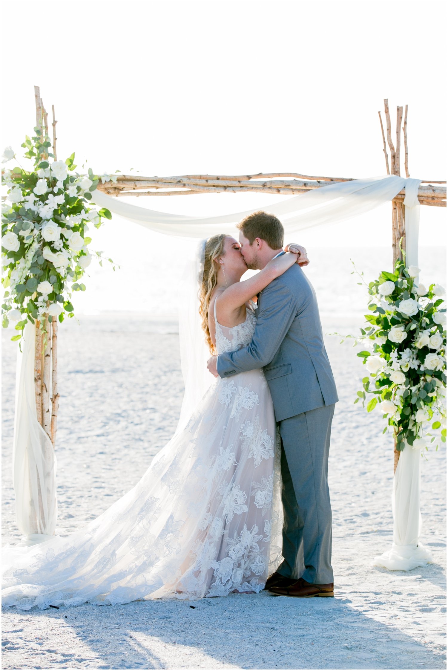 Clearwater Wedding Photographer - Sheraton Sand Key_0027.jpg