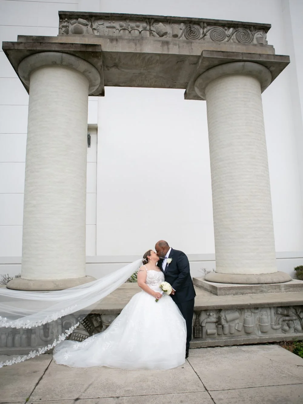 Joleen + Frank 🤍
She just wanted to get married. He hadn&rsquo;t seen her dress. And the sky that was supposed to pour all day decided to be perfect!☀️
We started with an impromptu first look right there in the courthouse hallway &mdash; and Frank&r