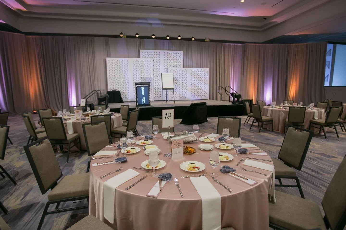 700 women leaders. One room. One incredible afternoon. 🤍

The Tampa Bay Chamber&rsquo;s 20th Annual Women of Influence Luncheon at the JW Marriott Tampa was everything &mdash; and I am so honored to be the photographer trusted to capture it year aft