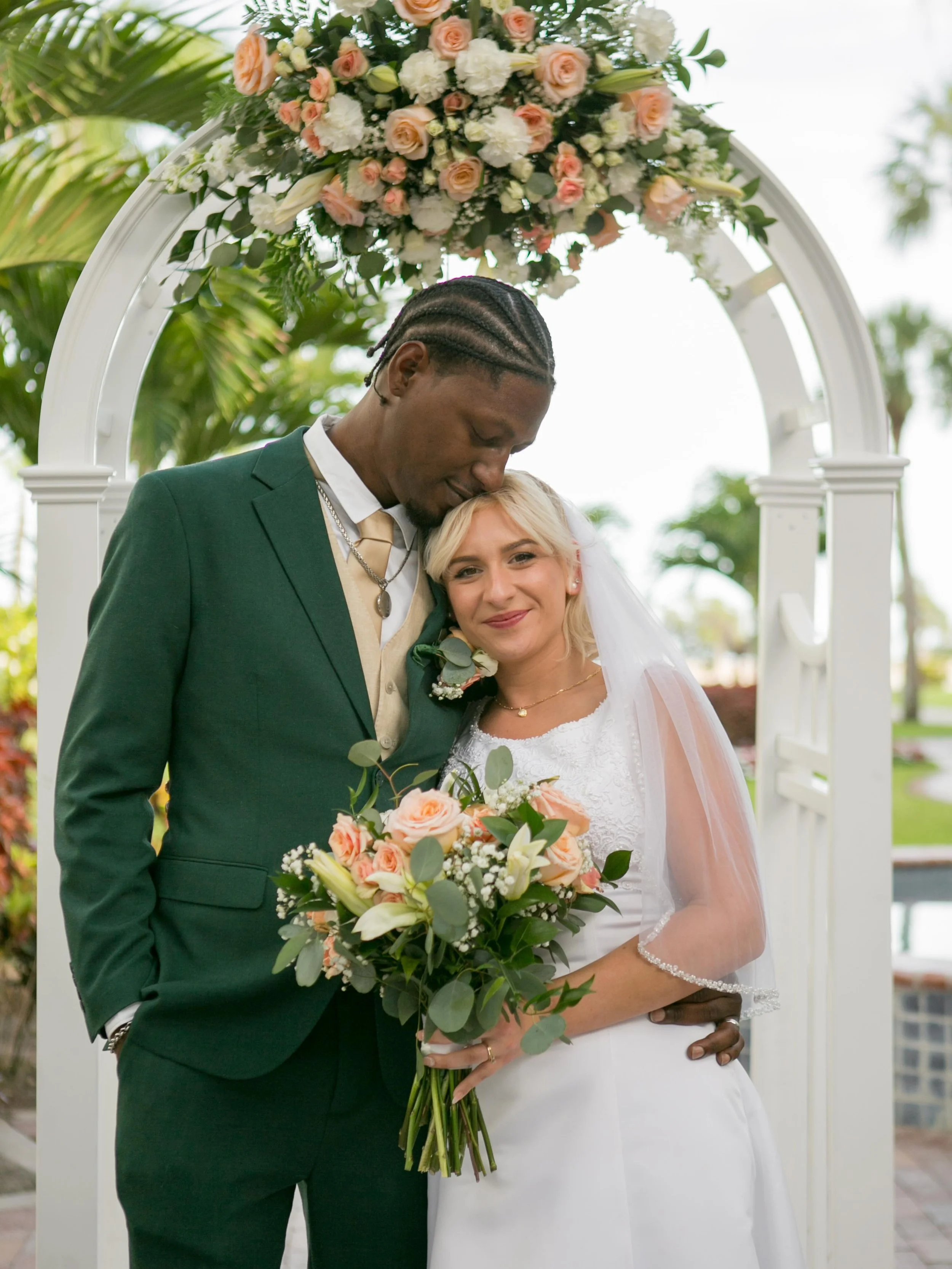 He leaned in before I could even say &ldquo;look at each other,&rdquo; and that was it. That&rsquo;s the whole thing.
Renee and John didn&rsquo;t need any direction here &mdash; this moment just happened, and my only job was to be ready for it. The w