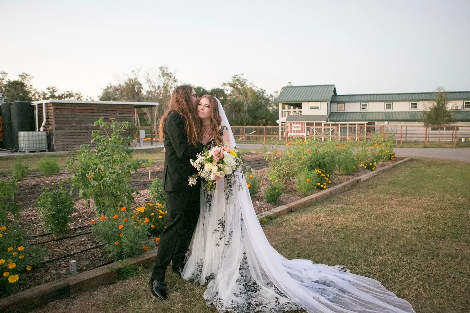 shanea-mark-fat-beet-farm-wedding-tampa- 18.jpg