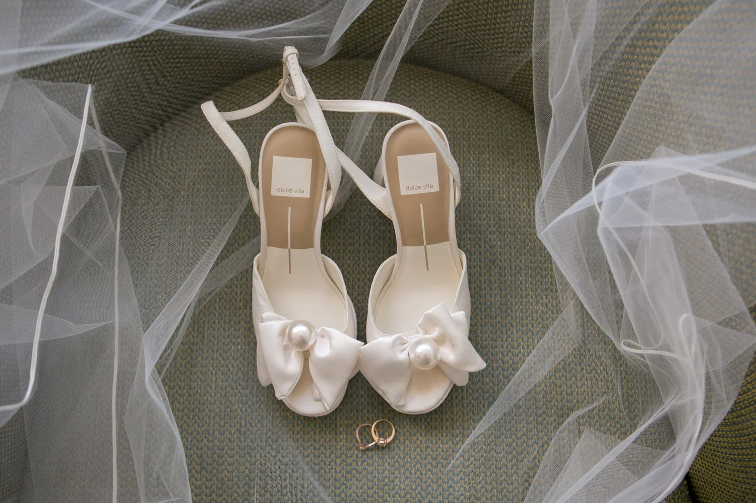 coastal-elegance-styled-shoot-centre-club-wedding 4.jpg
