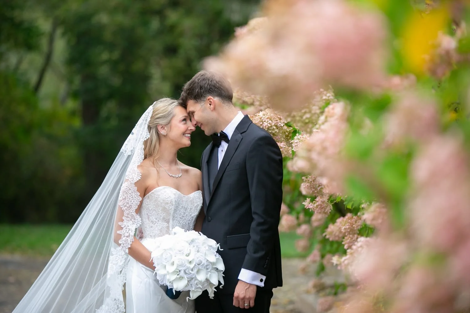 Here&rsquo;s just a few sneak peeks from @koriposedly and @nickposedly @gervasidestinations  last weekend! 

They won&rsquo;t be surprised I choose these 
since I&rsquo;m a Florida girl who is obsessed with hydrangeas. It&rsquo;s far too hot to grow 