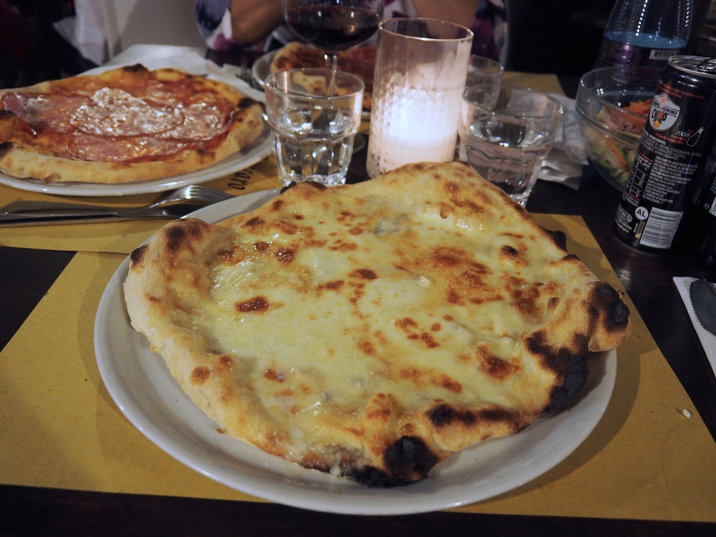 Pizzeria Villa Zuccaro3.jpg