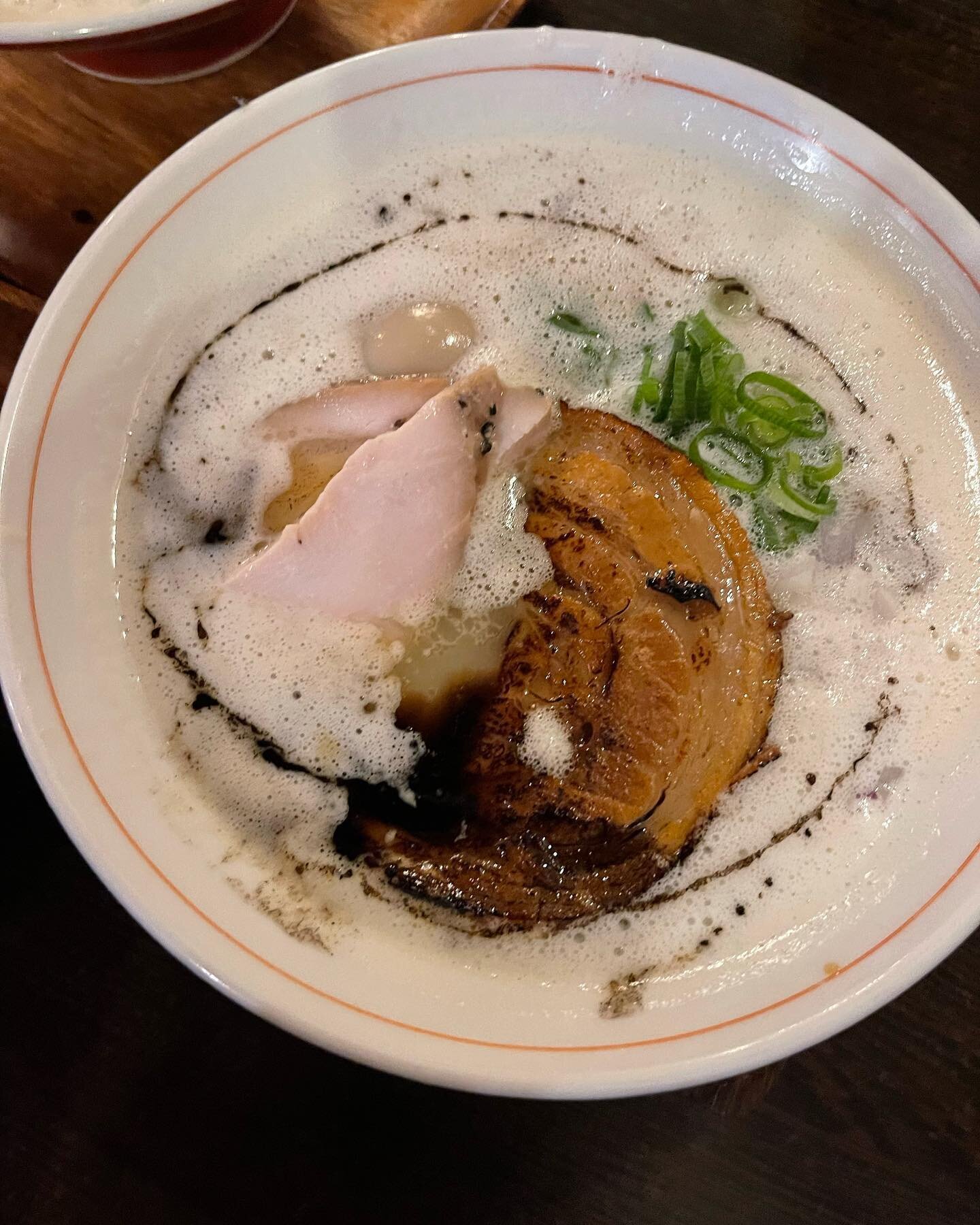 @tosakaramen is all about tori paitan ramen. A rich, wholesome chicken broth, bubbling away for 10 hours. Each bowl whisked to its signature foamy cloud top with a stick blender.

It was the most satisfying, can&rsquo;t-stop-thinking-about-it, bowl o