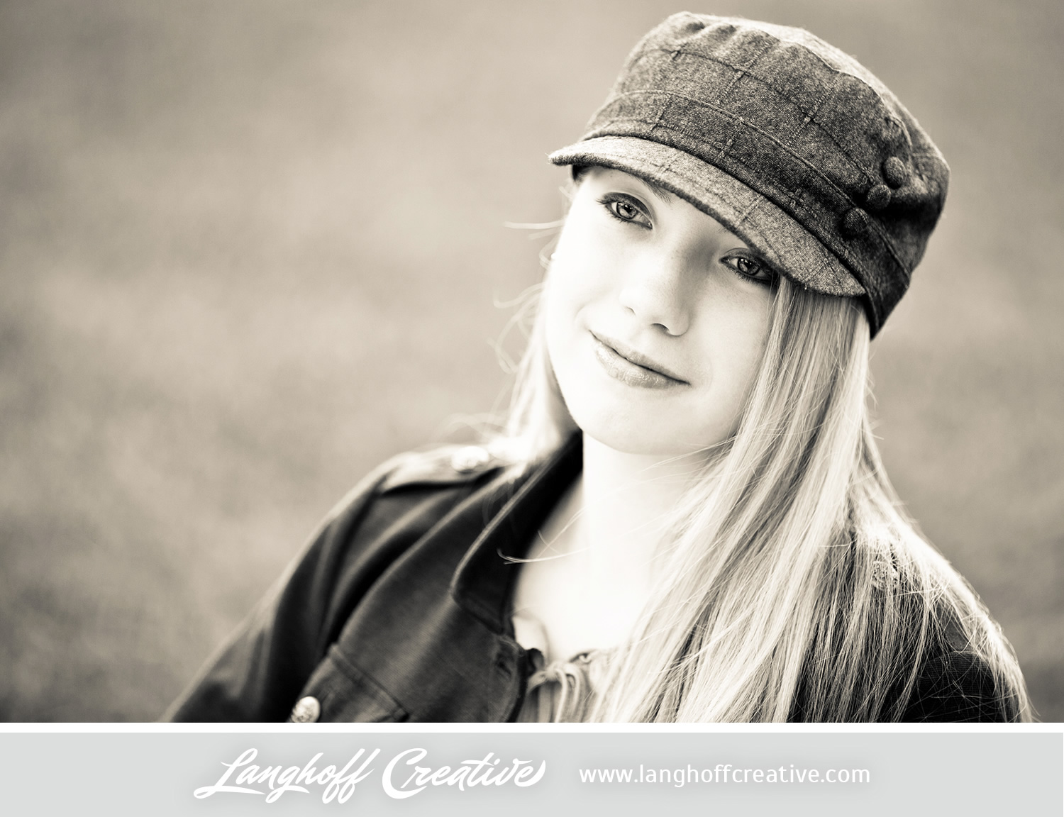 LanghoffCreative-2013RacineSeniorPortrait-Eva10-photo.jpg