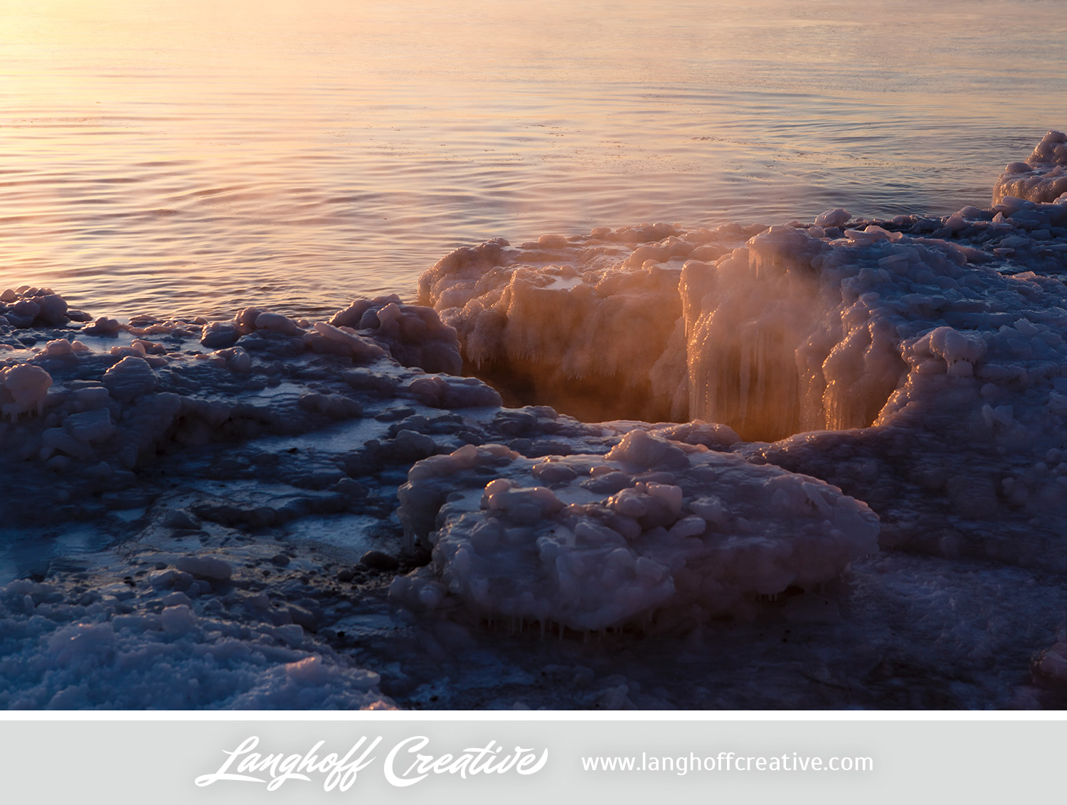 LanghoffCreative-LakeMichigan-winter-sunrise-Kenosha-Jan03-2014-photo-7.jpg