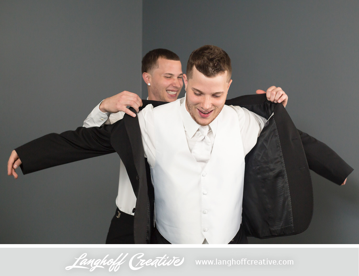 WisconsinWedding-WeddingPhotography-FestivalHall-LanghoffCreative-4-photo.jpg