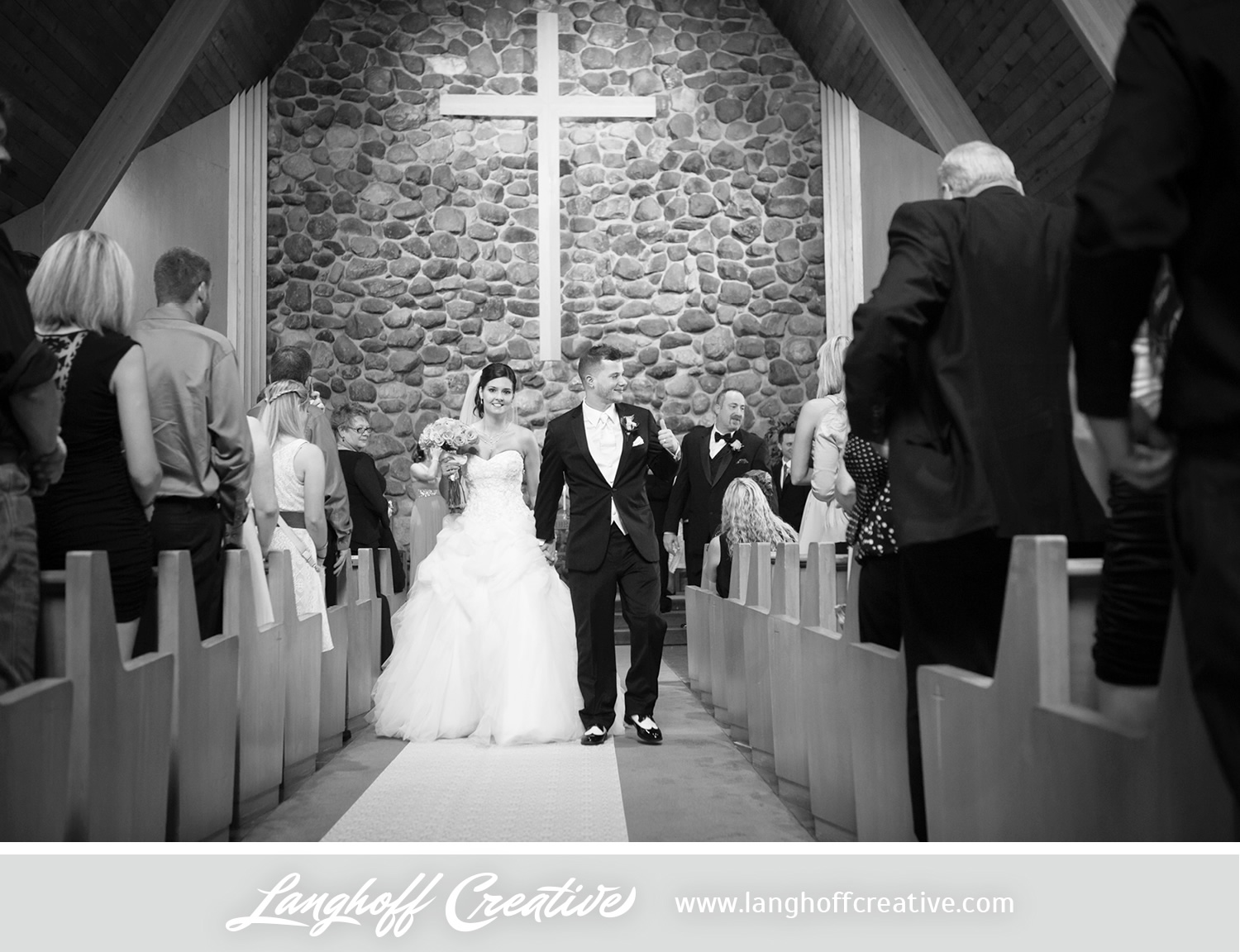 WisconsinWedding-WeddingPhotography-FestivalHall-LanghoffCreative-12-photo.jpg