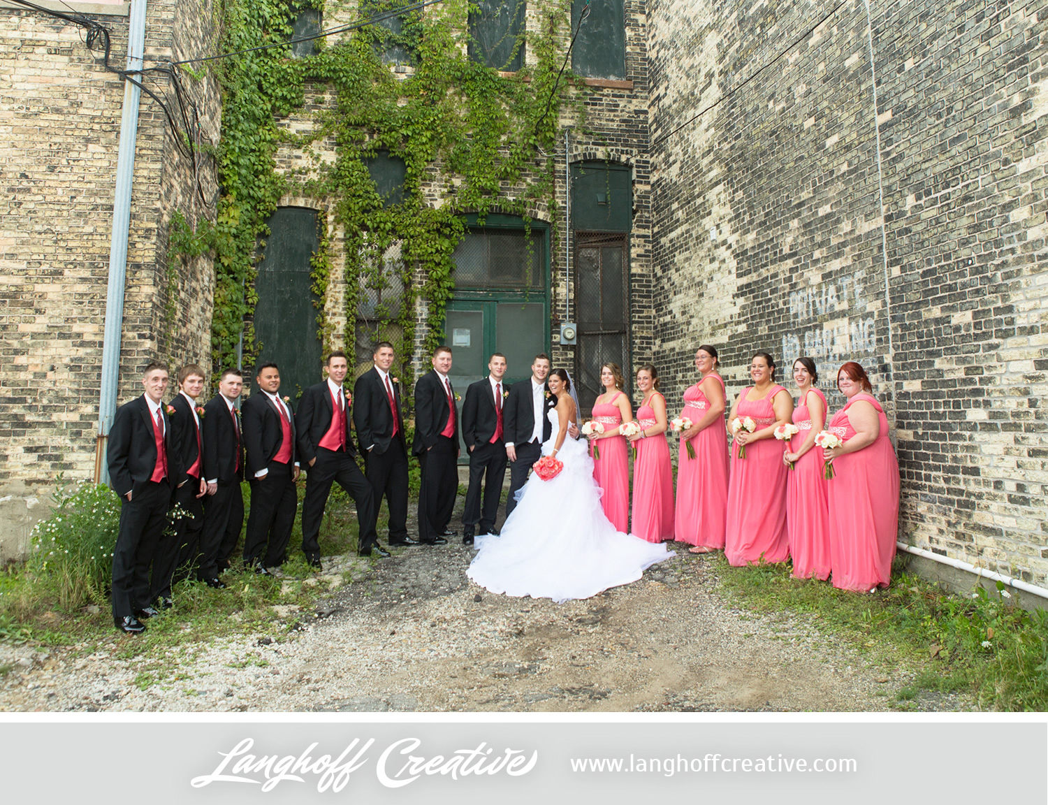 WisconsinWedding-WeddingPhotography-FestivalHall-LanghoffCreative-14-photo.jpg