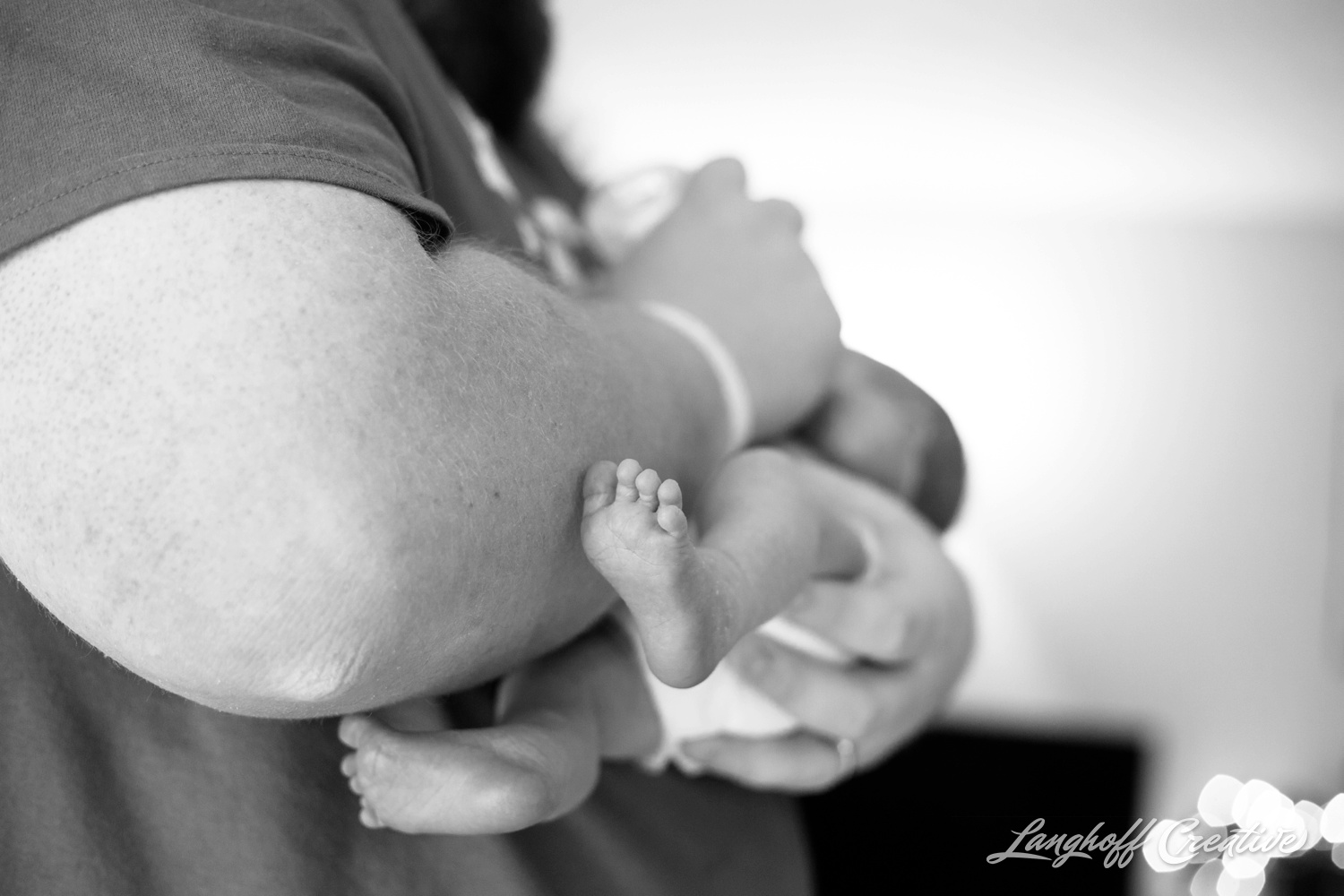 FamilyPhotography-DocumentaryFamilyPhotography-Photojournalism-Newborn-NewbornPhotography-RaleighPhotographer-NCphotographer-LanghoffCreative-Ava-2014-4-photo.jpg