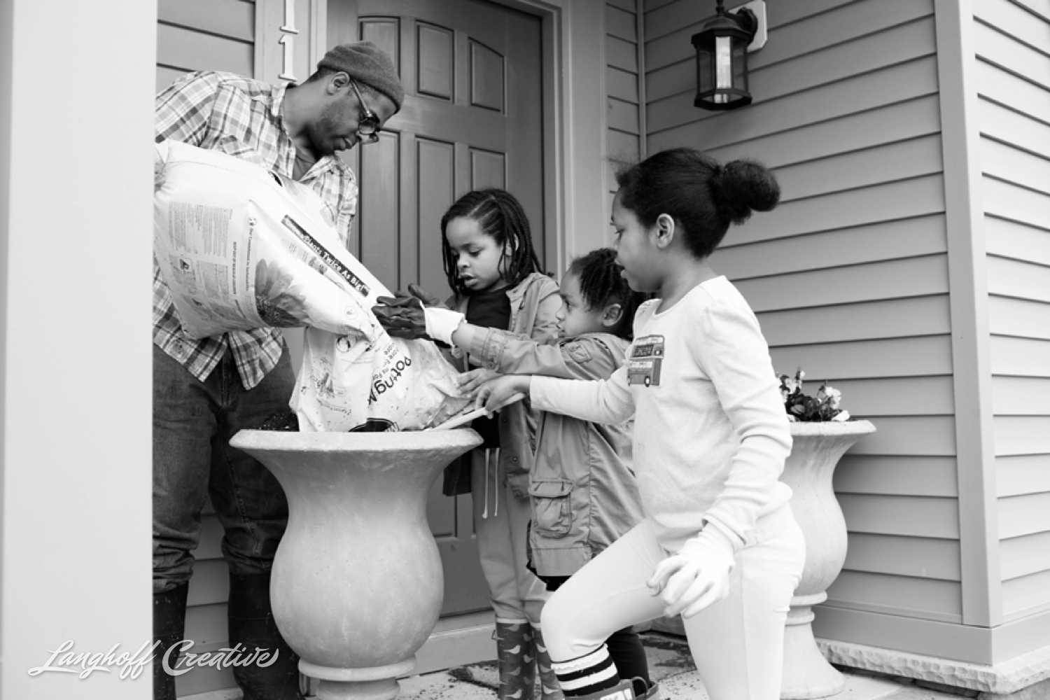 RaleighPhotographer-Family-DocumentaryPhotography-RealLifeSession-DayInTheLife-LanghoffCreative-RDU-FamilySession-2015McLeod-19-photo.jpg