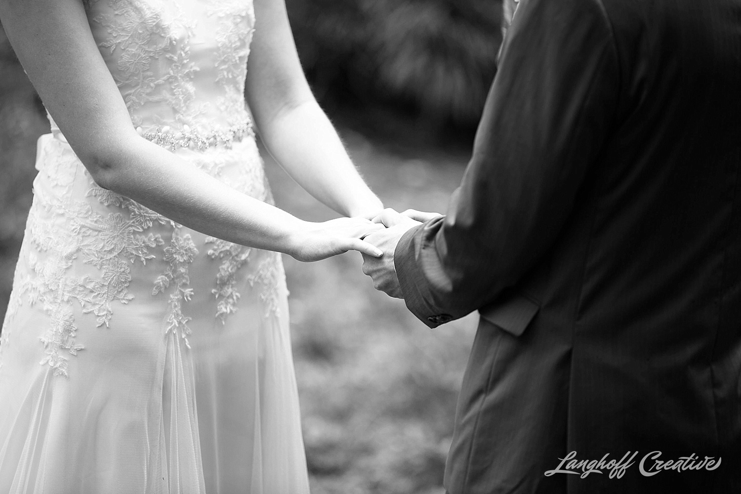 WeddingPhotography-NCwedding-RaleighWedding-WeddingPhotographer-2015-OutdoorWedding-Steckman-LanghoffCreative_18-photo.jpg