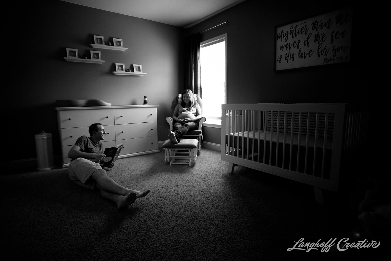 LanghoffCreative-MaternitySession-RaleighFamilyPhotography-DocumentaryFamilyPhotography-RaleighMaternity-DayInTheLife-RealLifeSession-Oakley-9-photo.jpg