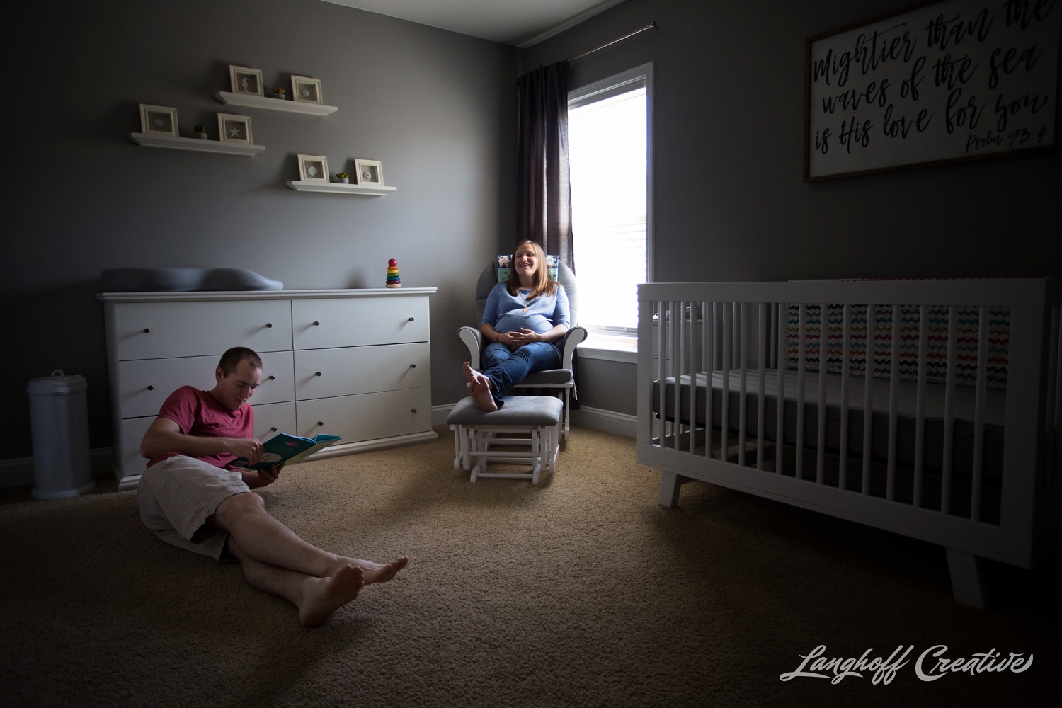 LanghoffCreative-MaternitySession-RaleighFamilyPhotography-DocumentaryFamilyPhotography-RaleighMaternity-DayInTheLife-RealLifeSession-Oakley-10-photo.jpg