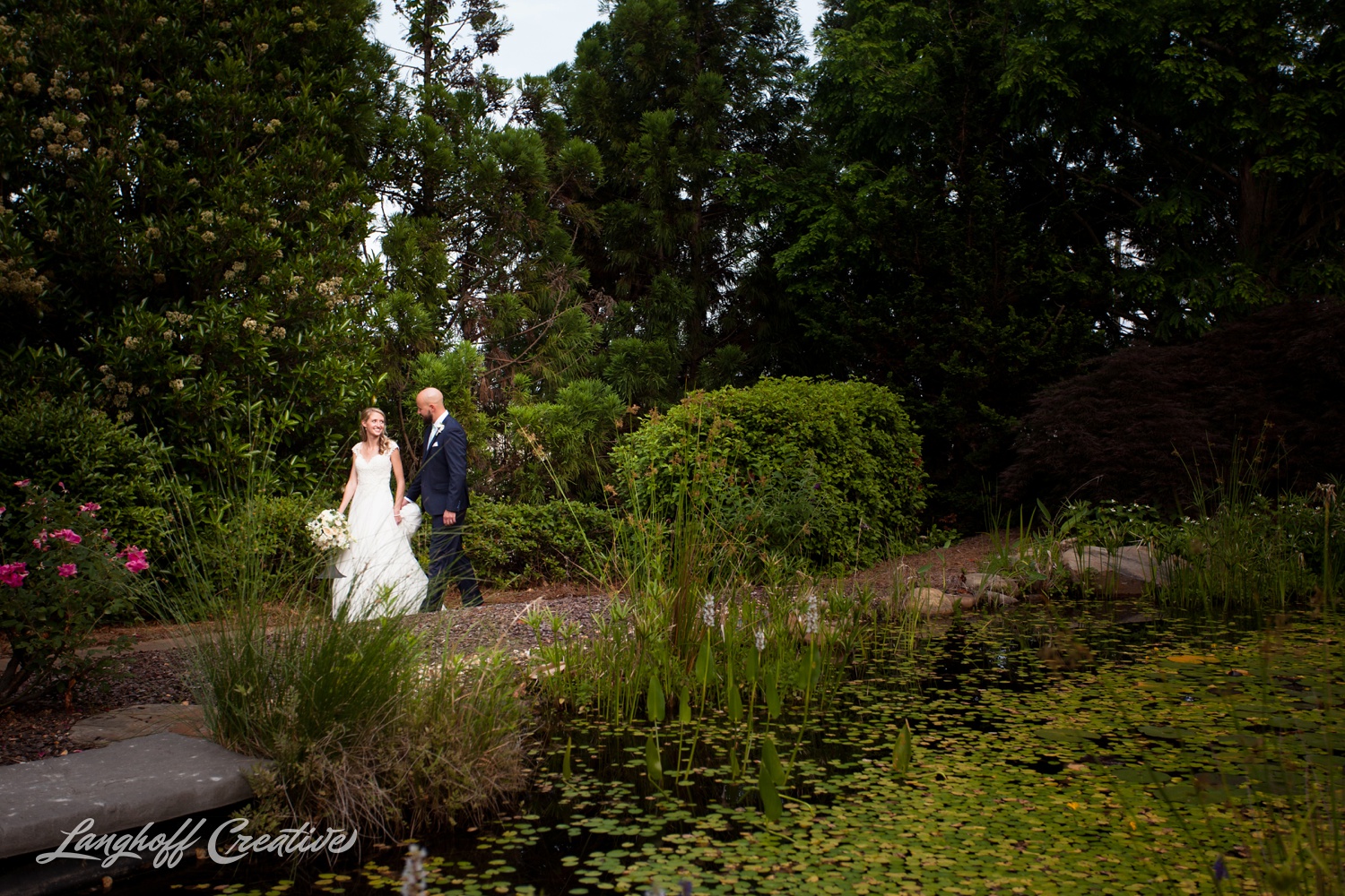 LanghoffCreative-AmberLanghoff-Wedding-DocumentaryFamilyPhotography-NCphotographer-DocumentaryPhotographer-RaleighDurham-JaredJennifer-12-photo.jpg