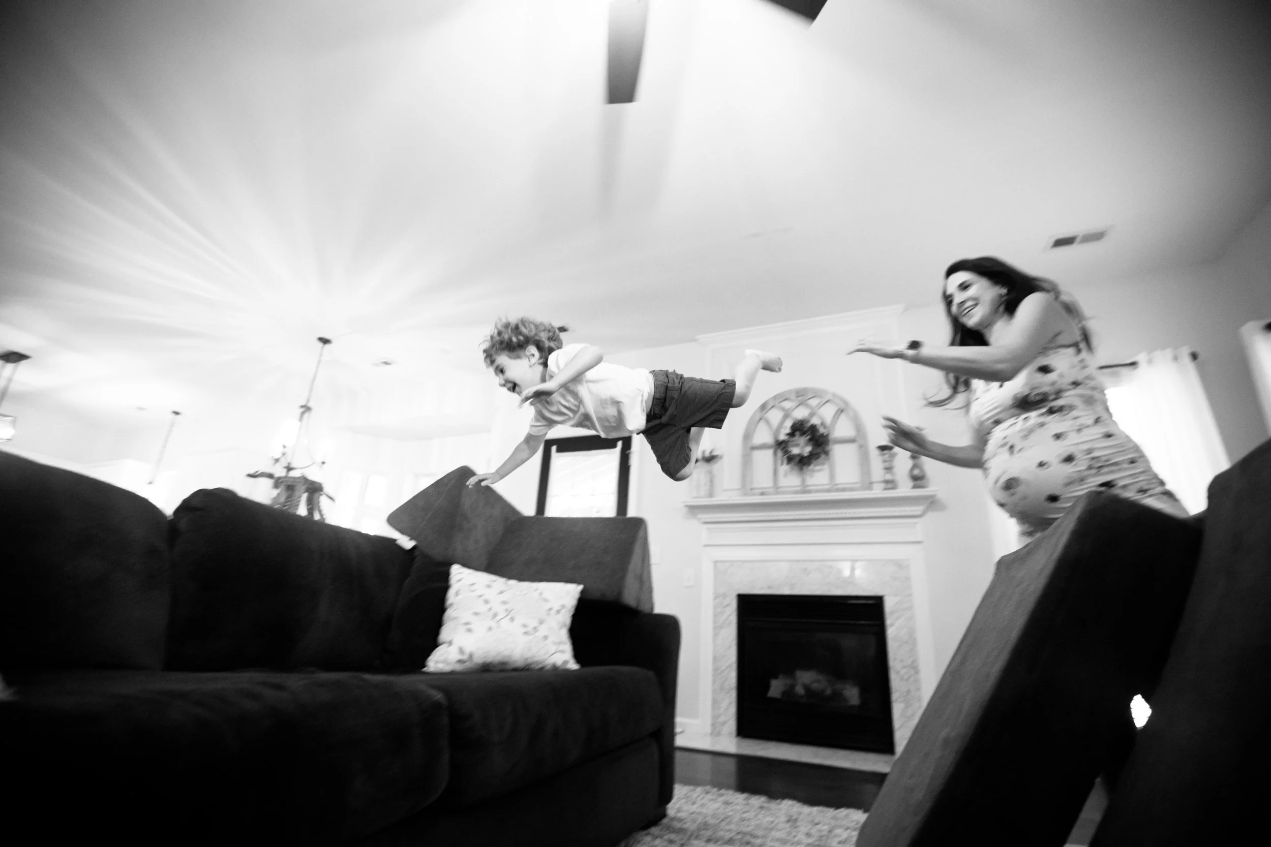 20220730_HillFamily-CouchFun.jpg