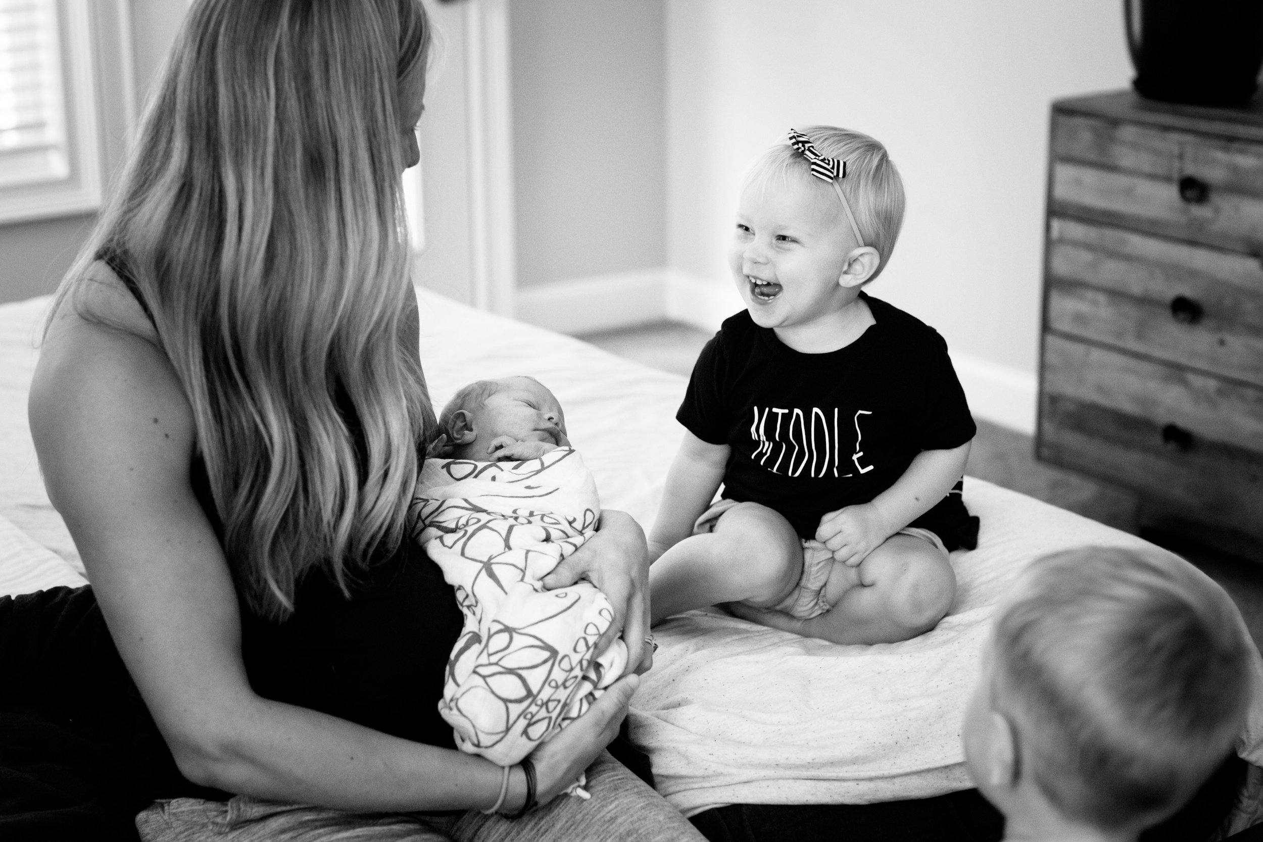20180917_LivingoodFamily-giggles.jpg