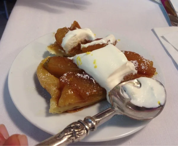 Apple tart tatin