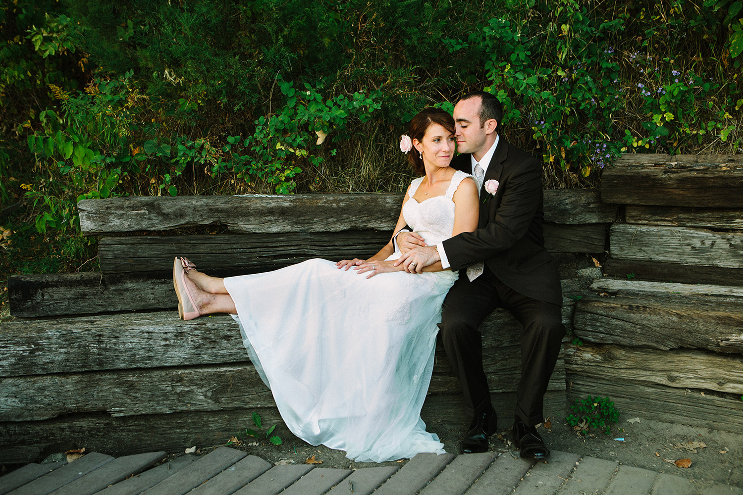 29-paynesville_mn_wedding-bugs-bee-hive-resort.jpg