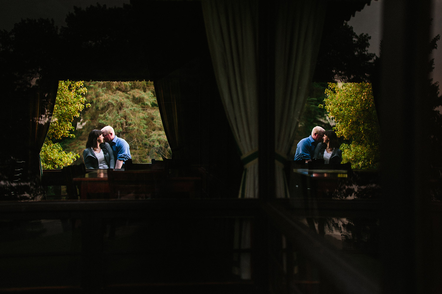 minnesota fall colors engagement session on a lake