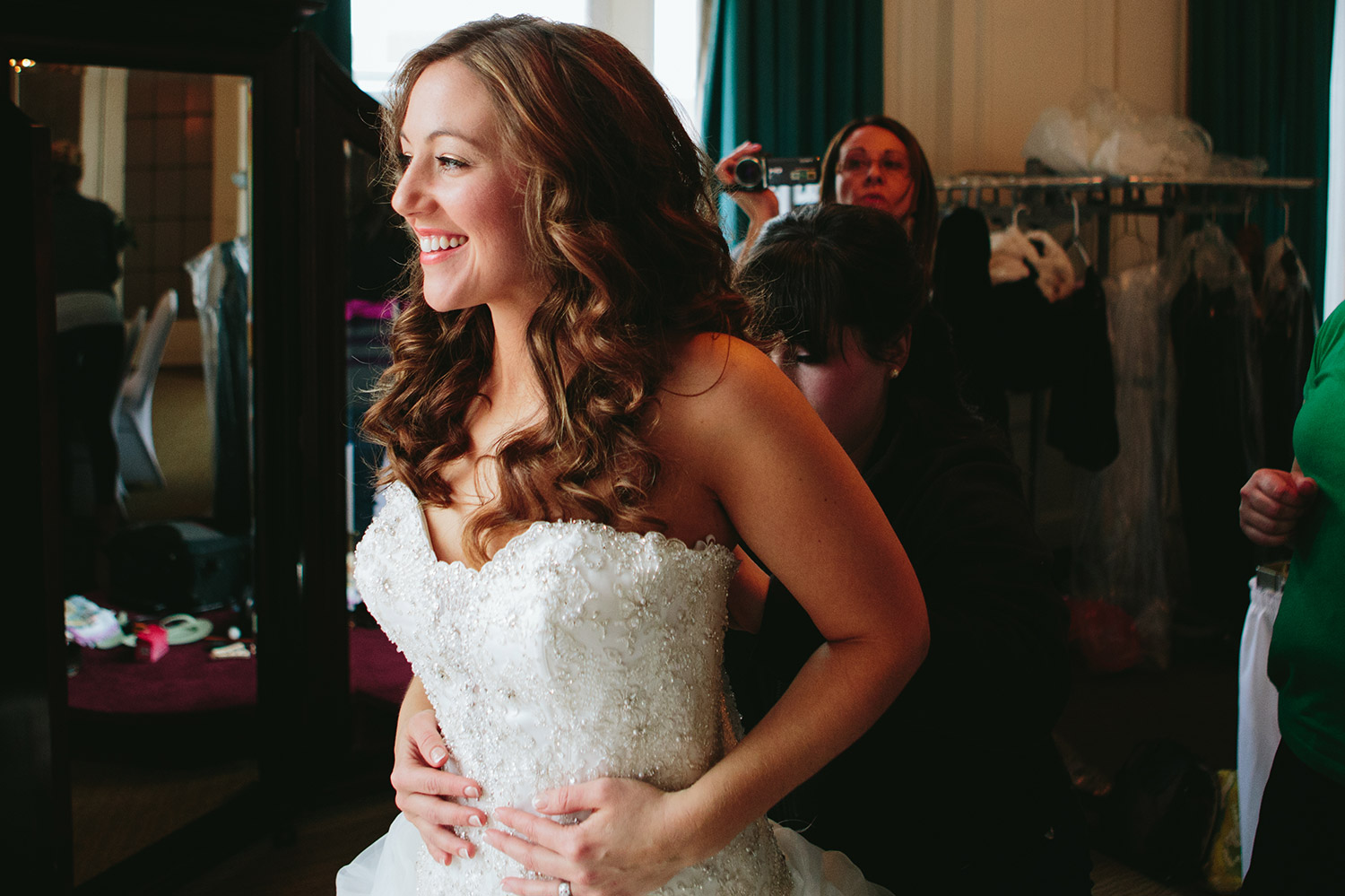 Duluth, MN Greysolon Ballroom Winter Wedding