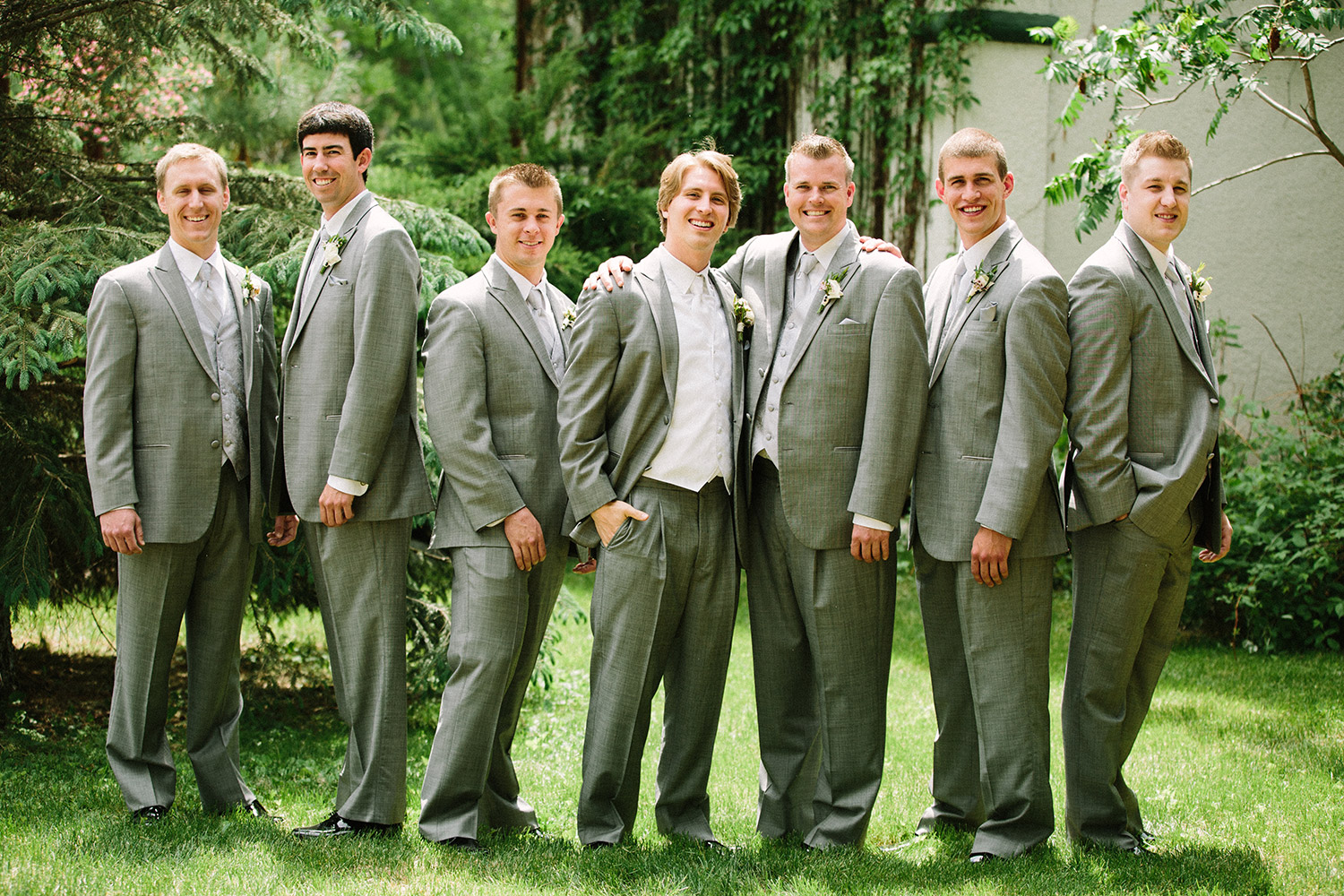 Crosslake MN Wedding Photographer at Manhattan Beach Lodge
