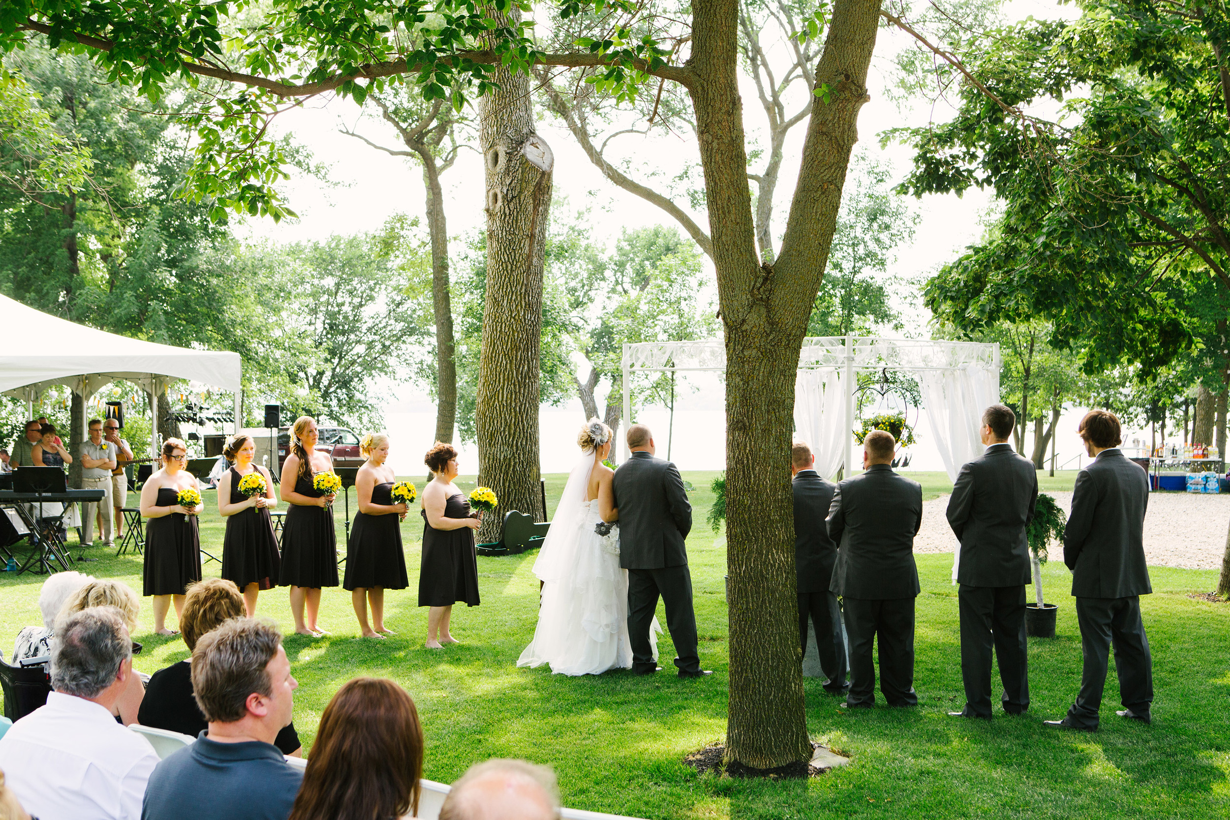 Minnesota Outdoor Lakeside Wedding at Lake Benton