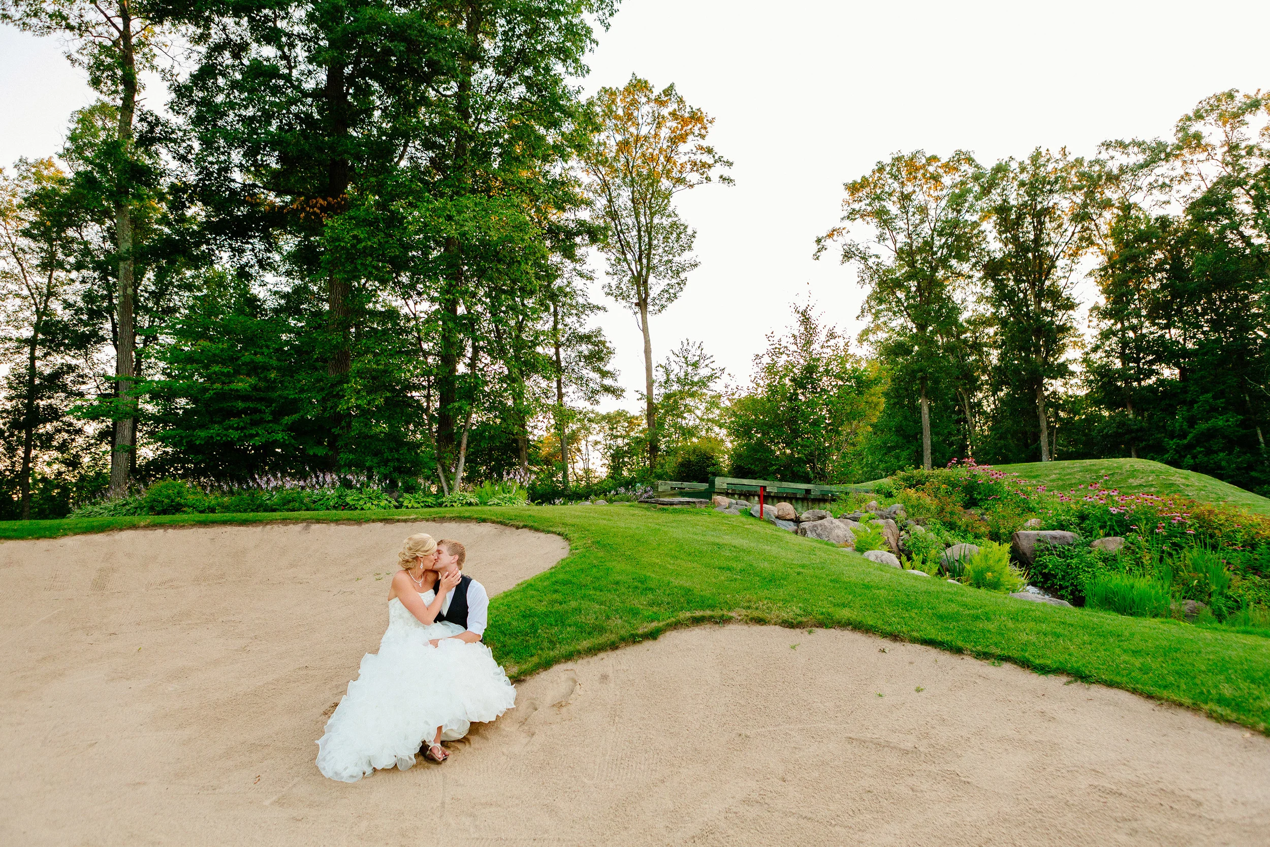Cragun's Legacy Golf Course Summer Brainerd Wedding