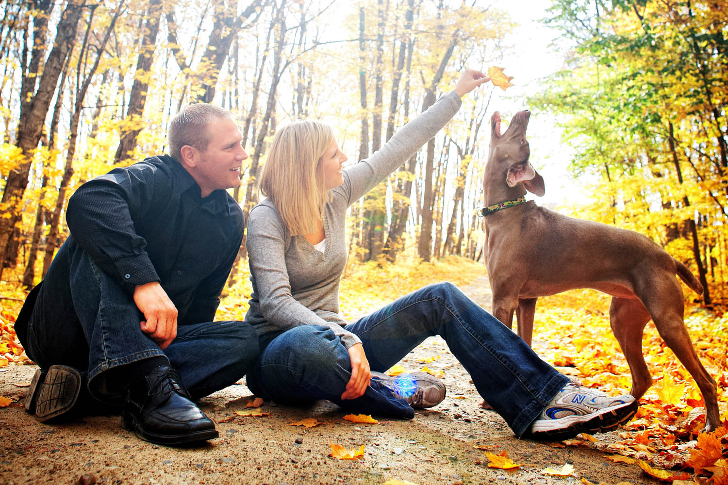 manhattan beach lodge engagement session in fall