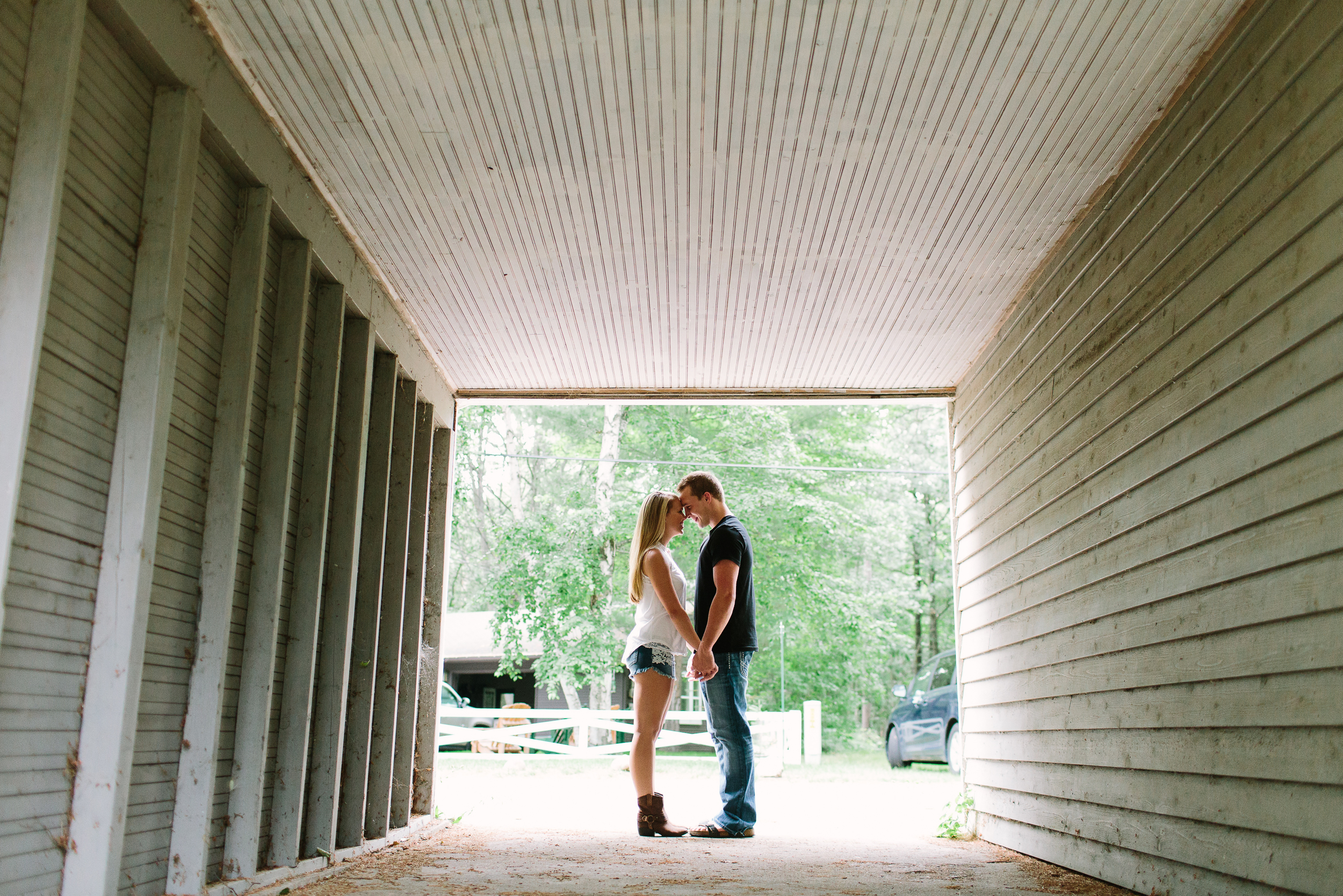 A summer engagement session at Grand View Lodge in Nisswa, MN