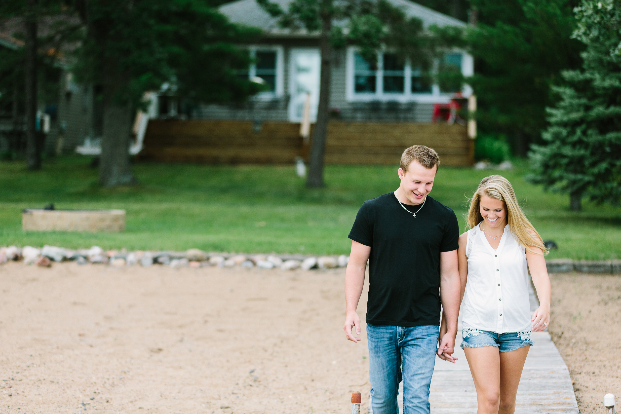 A summer engagement session at Grand View Lodge in Nisswa, MN