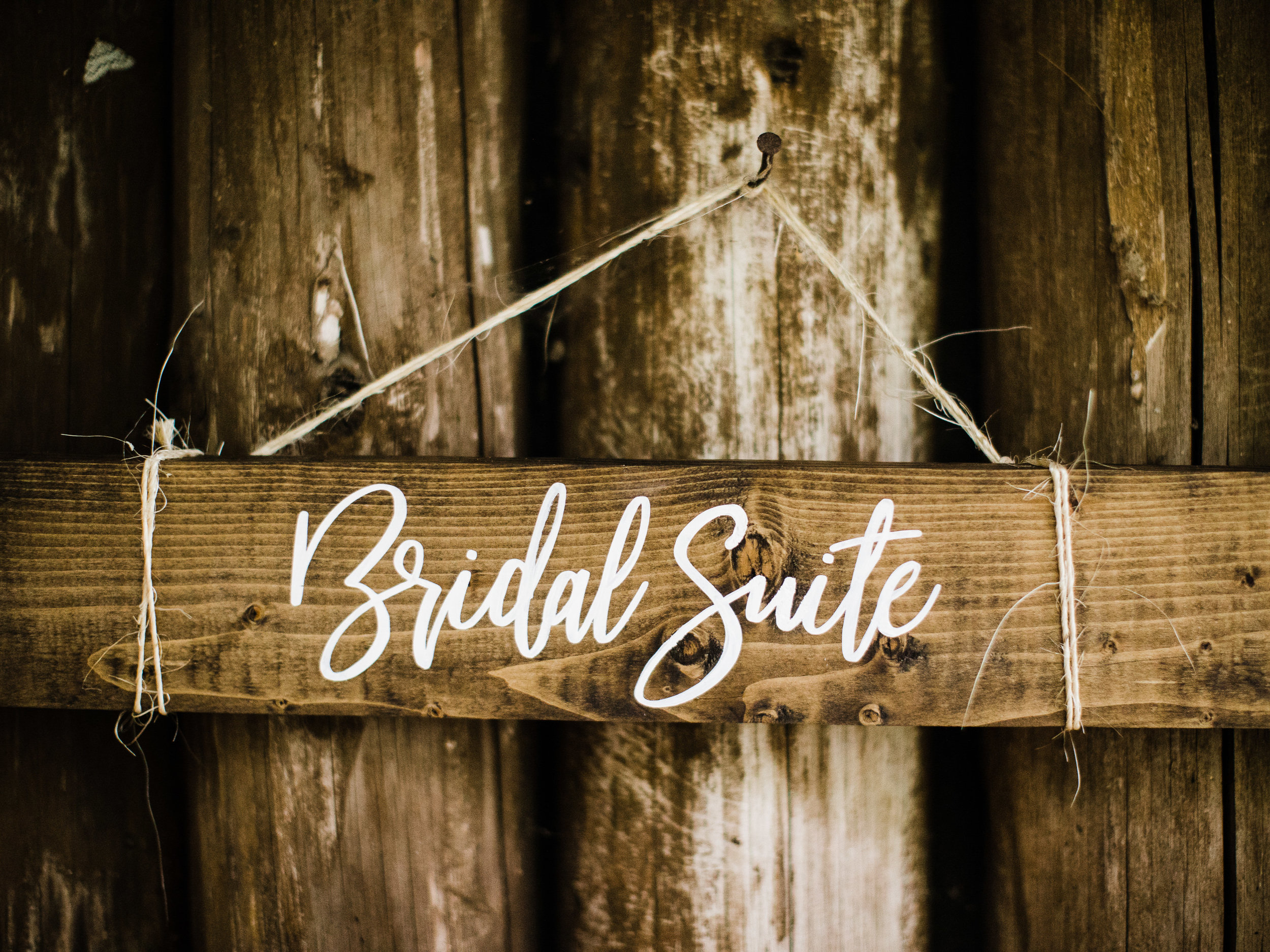 Minnesota wedding at the Couple's Cabin in Northern, MN