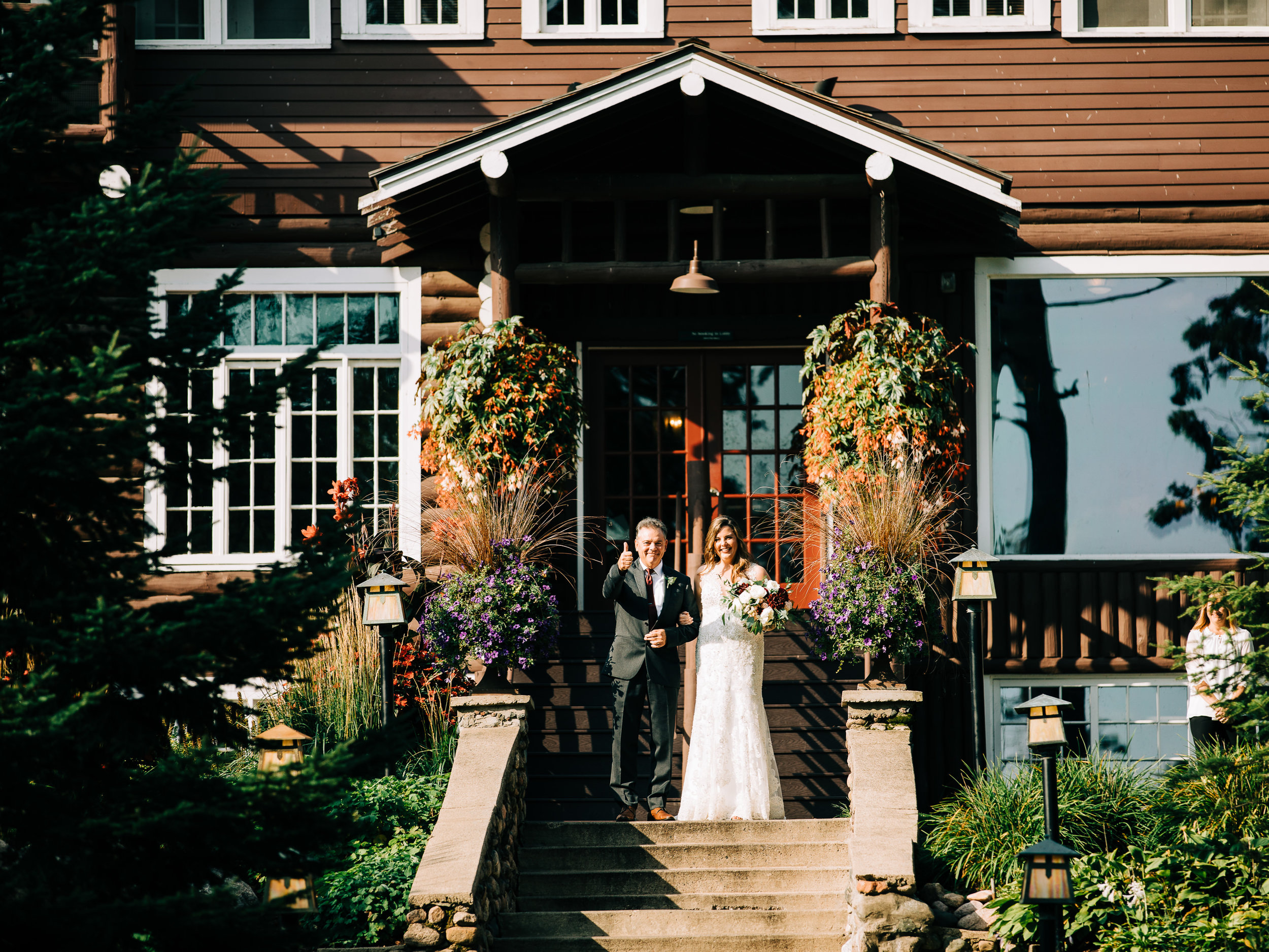 Grand View Lodge wedding images in Brainerd, MN