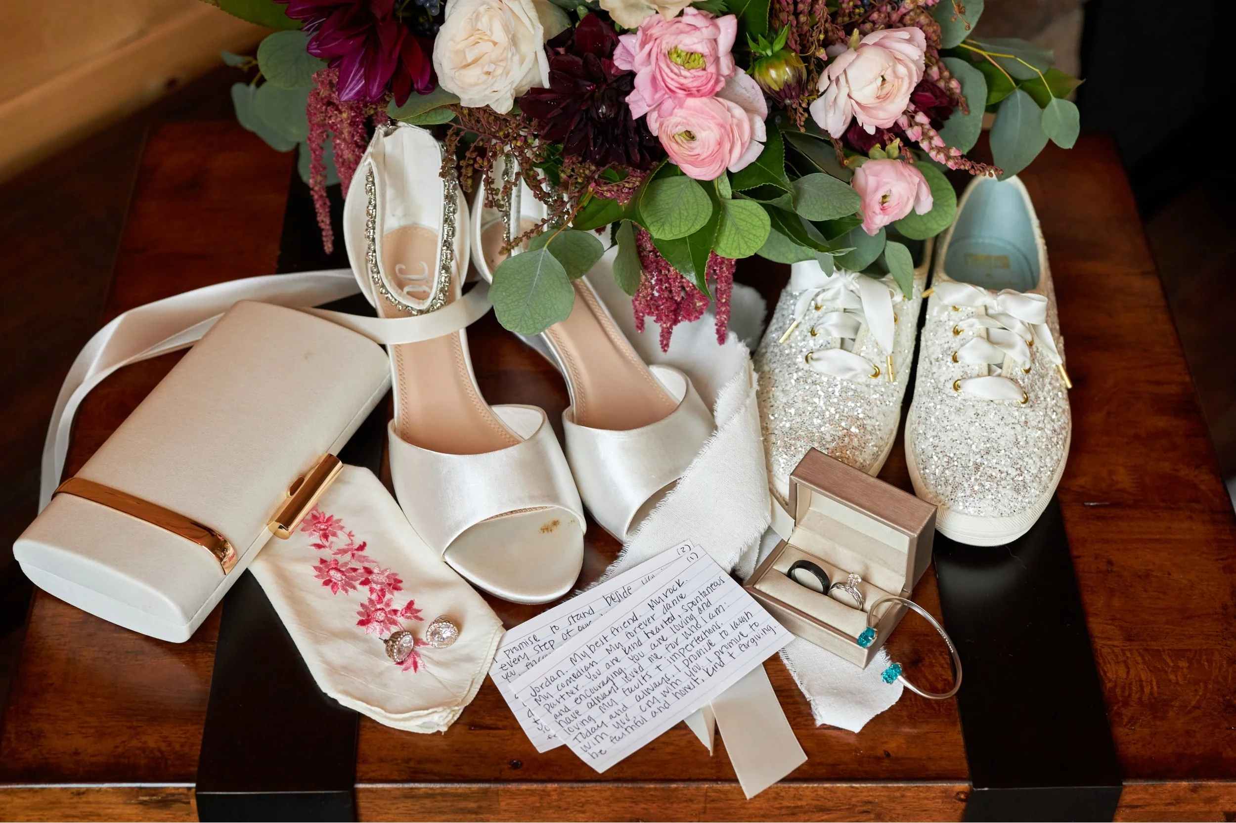 Craguns On Gull Lakes Wedding In Summer