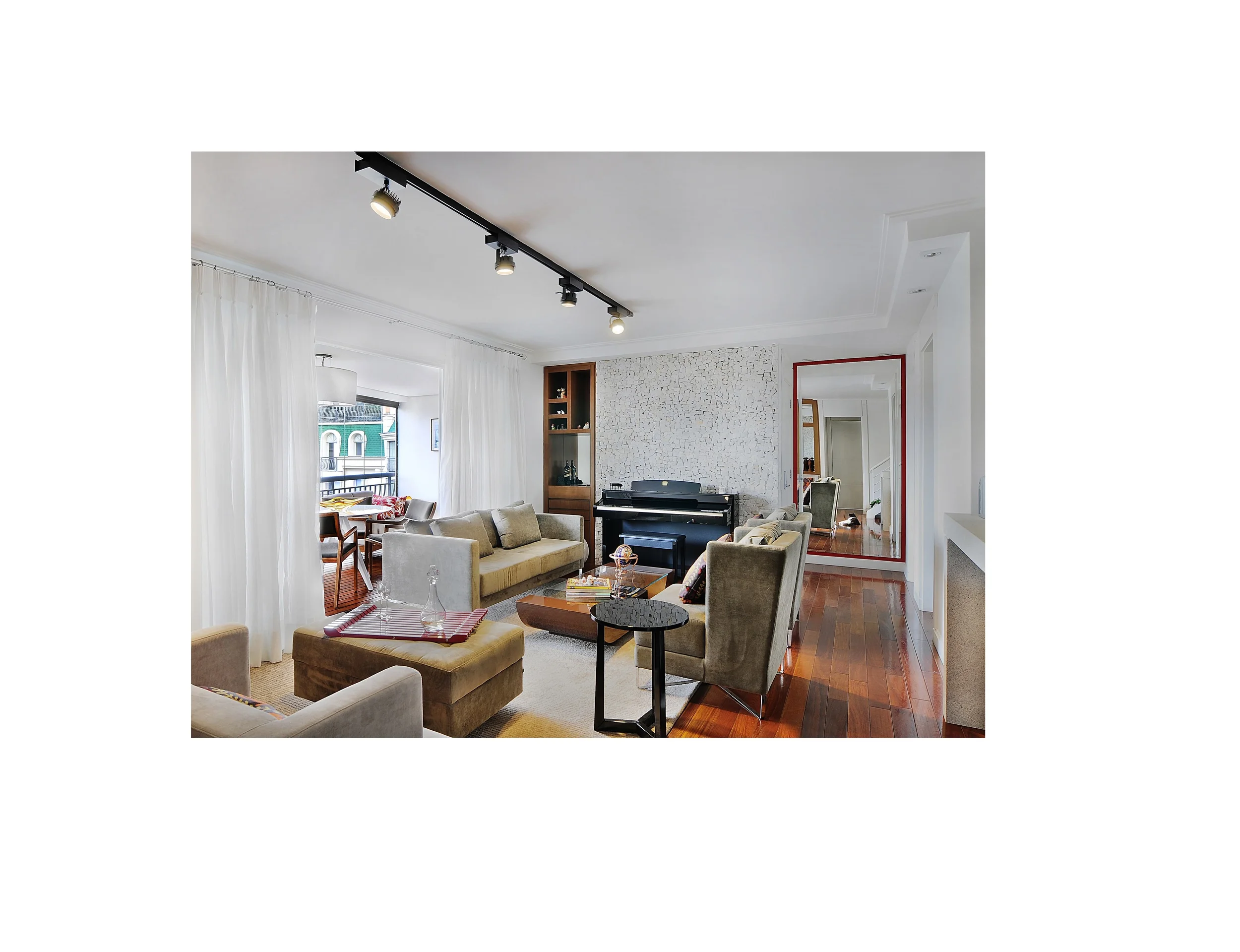 Sala de Estar / Música