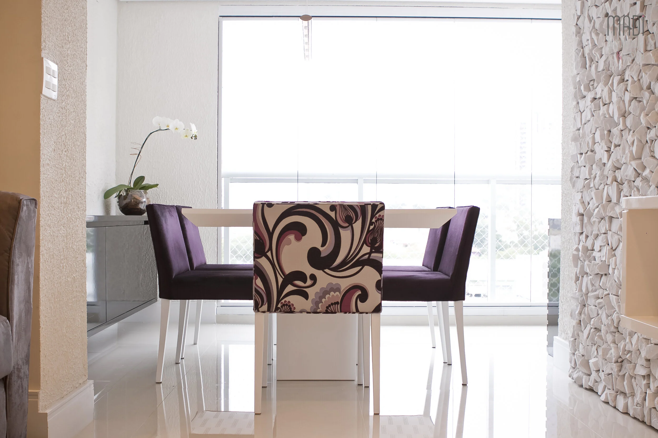 MADI-ARQUITETURA-DESIGN-INTERIORES-APTO-INDEPENDENZA-IPIRANGA-90M2-CIPRIANO-BARATA-SALA-JANTAR-VARANDA-A-ESPECIALISTA.jpg