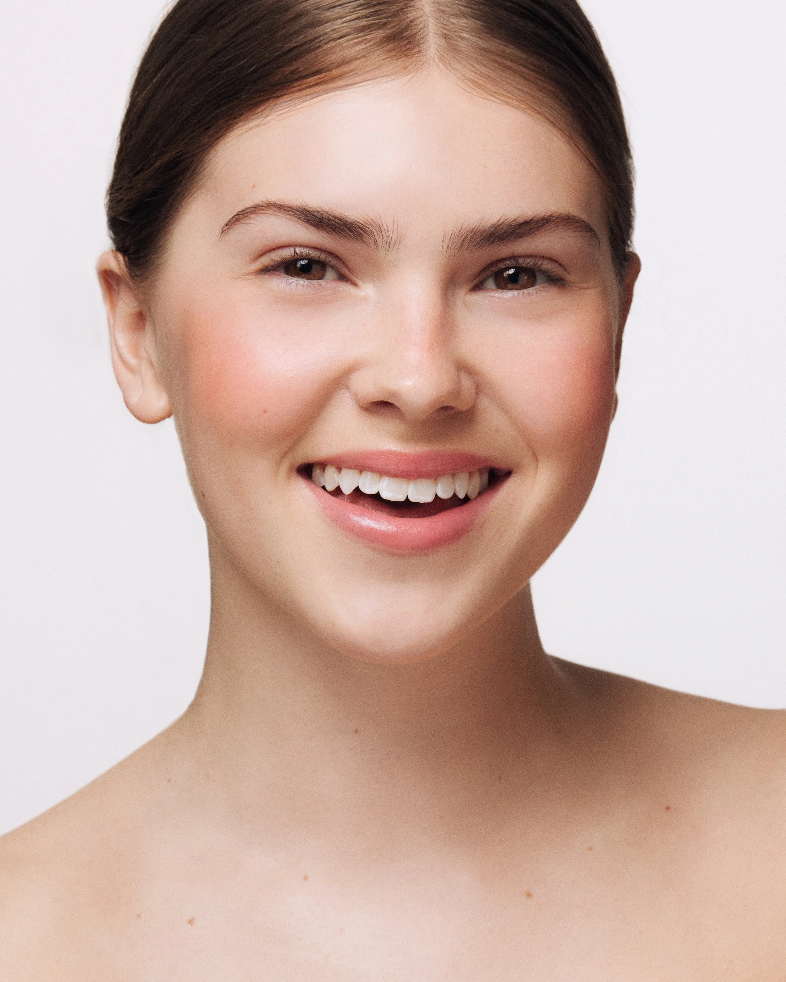 260410_Helena_Beauty_02_117.jpg