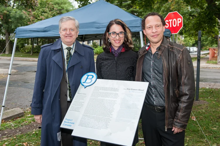 Oakville Mayor Rob Burton, Project Bookmark Canada founder and Executive Director Miranda Hill and author Lawrence Hill at Bookmark #15 for Any Known Blood .