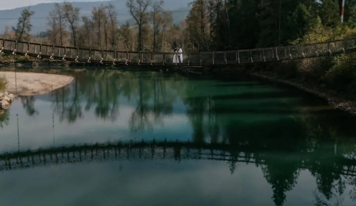 Every so once in a while, couples break tradition and have their own themed wedding. This one was so much fun, plenty of opportunity to play around, and we all got to live in a whole other world for a day. 

My sincere congratulations to Gabriel and 