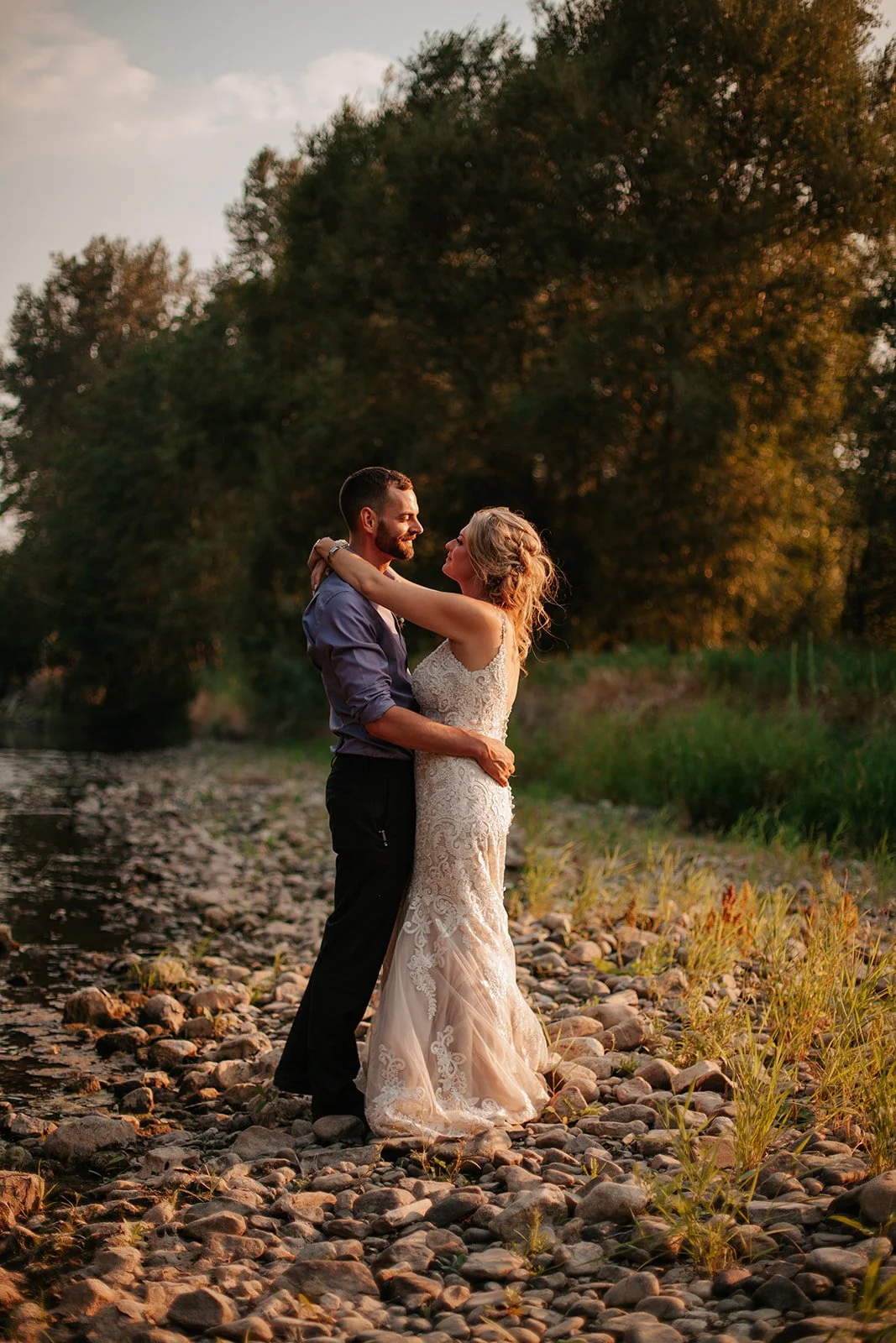 Wedding photography in Salmon Arm at Dolan Creek Farms
