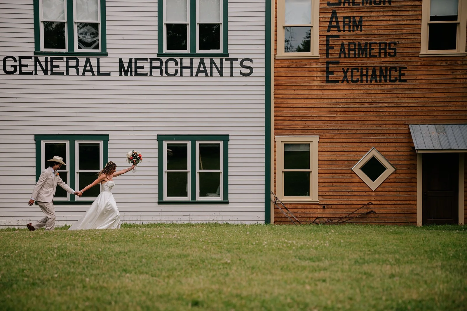 Wedding photography in Salmon Arm at RJ Haney 