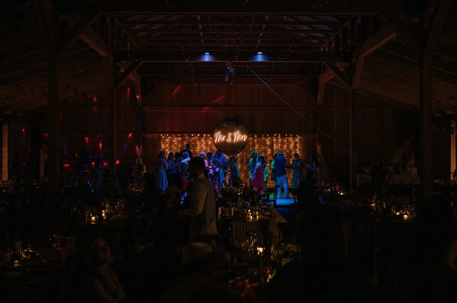 Wedding photography in Tappen BC at Copperview Farms