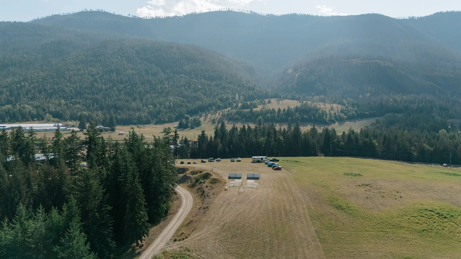 Wedding photography in Tappen BC at Copperview Farms