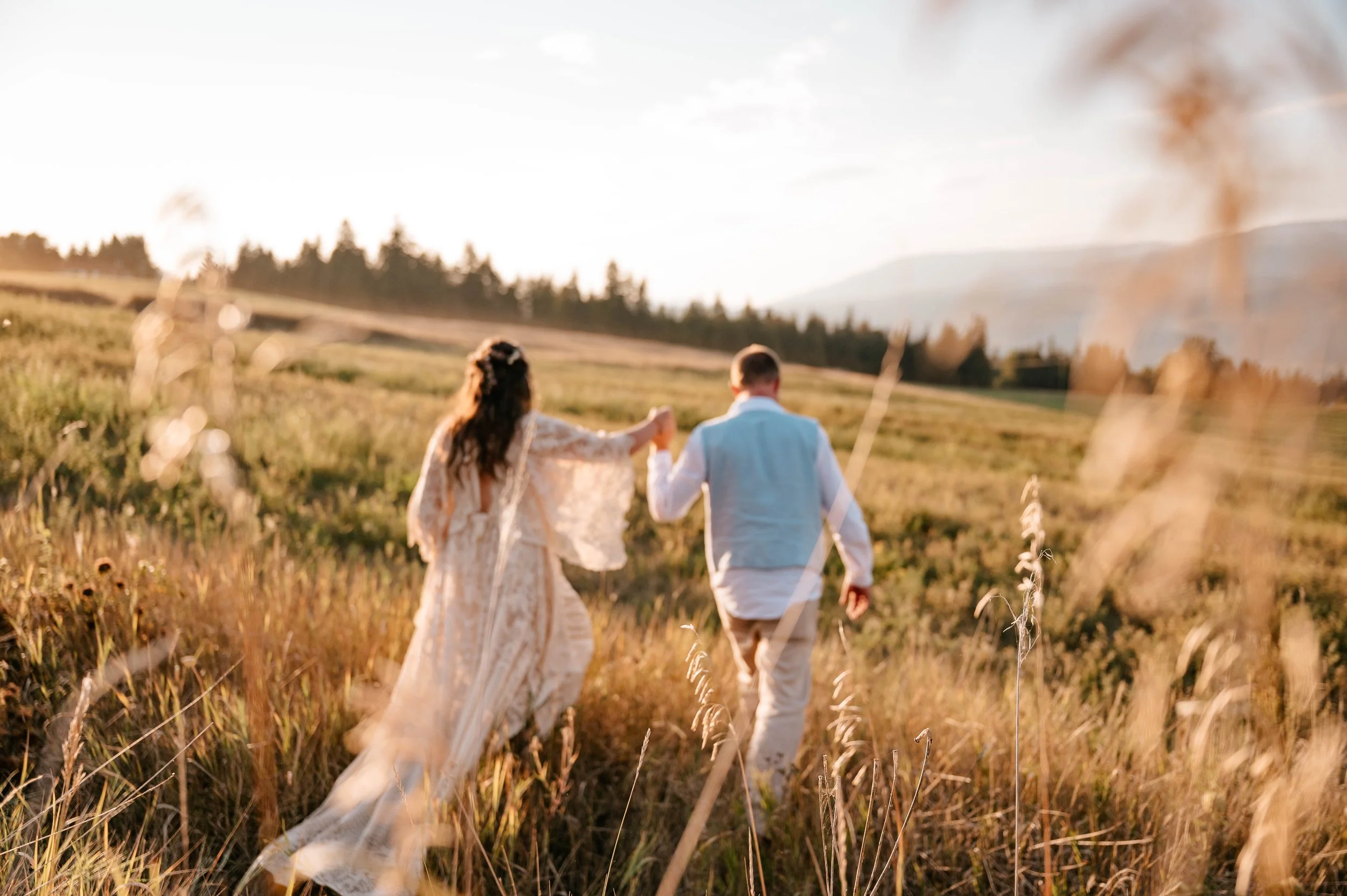 Wedding Venues &amp; Vendors in Salmon Arm, BC - A 2026 Guide