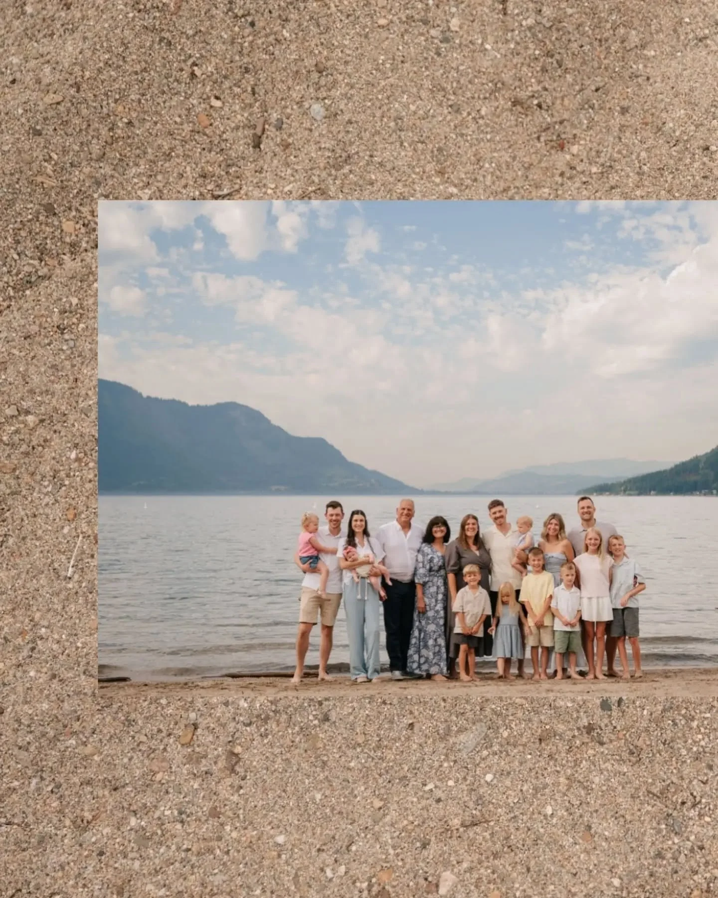 It's summertime and that means families come from far and wide to the Shuswap for vacation. 

This family's been coming here for 17 years and they thought it was about time they got some family photos done while they were all together.

Big families,