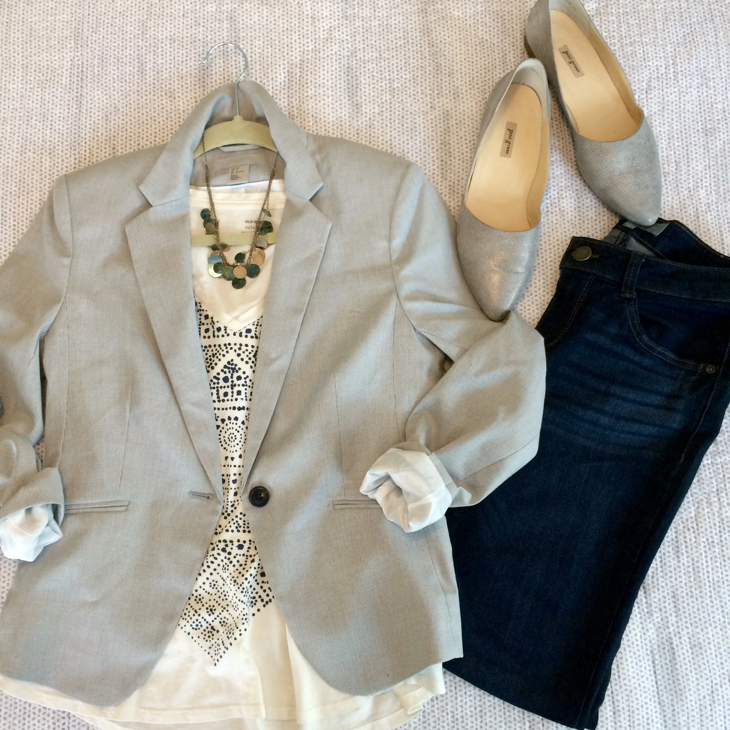 blazer, t-shirt and jeans.jpg